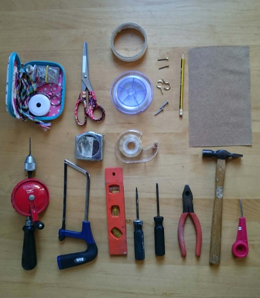 putting up a textile exhibition toolkit