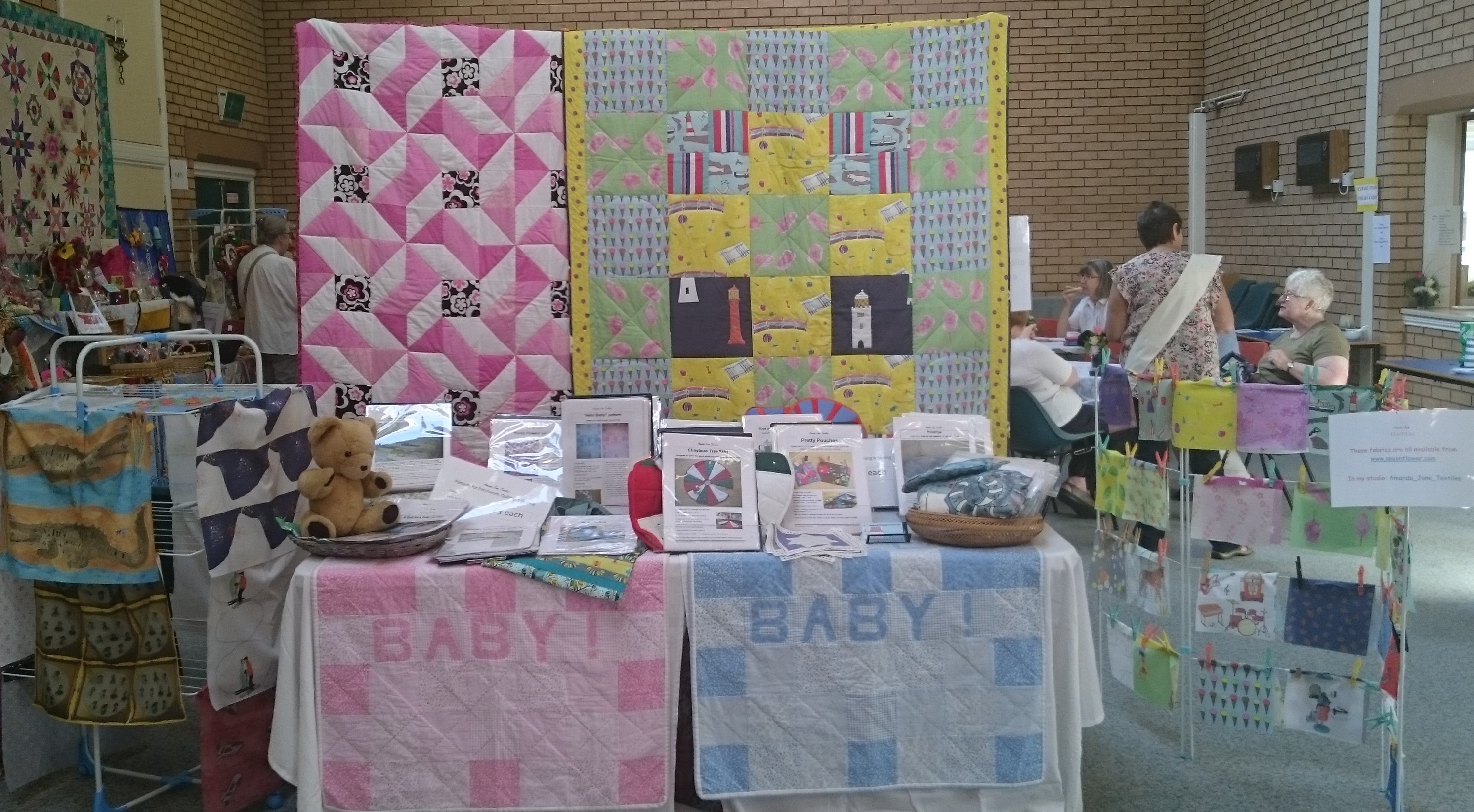 Quilt show stand.JPG