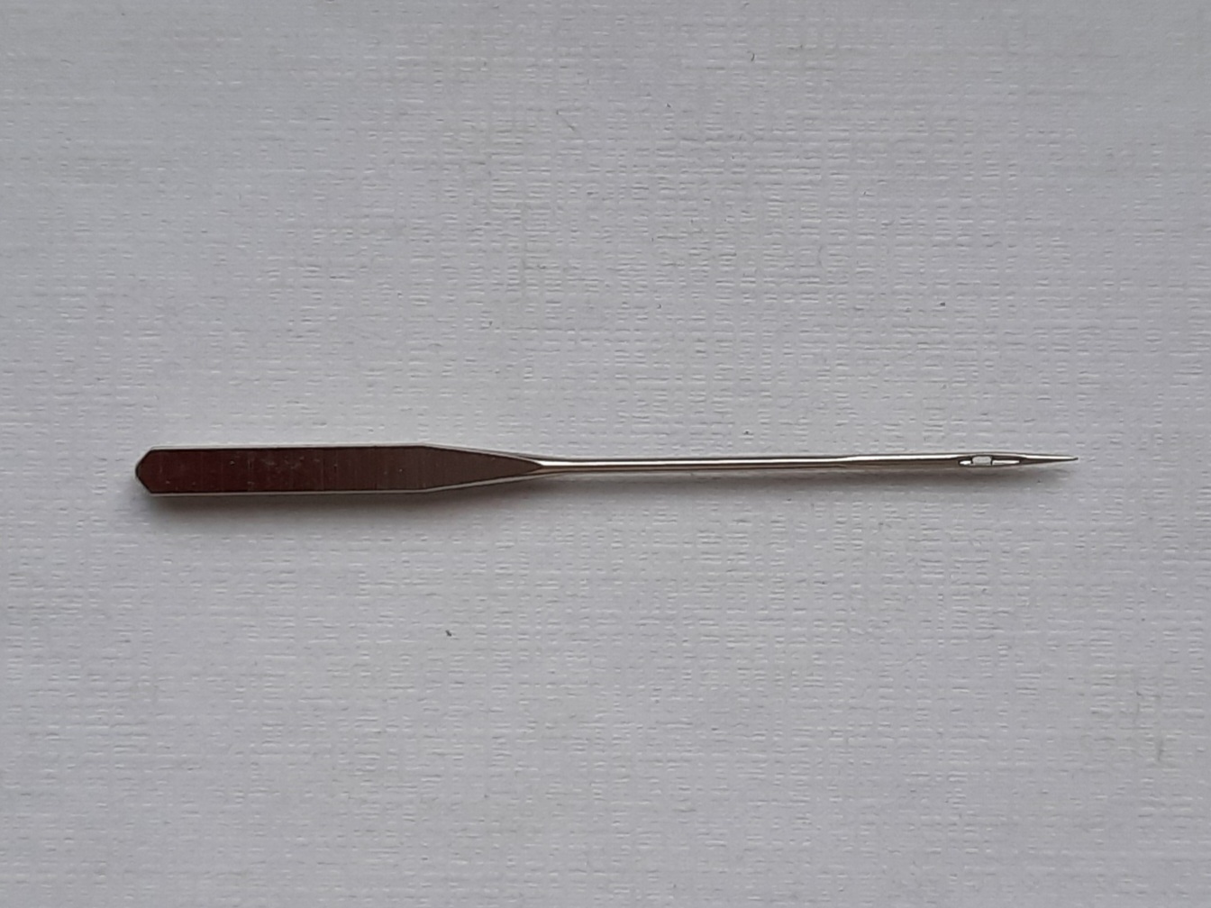 sewing machine needle