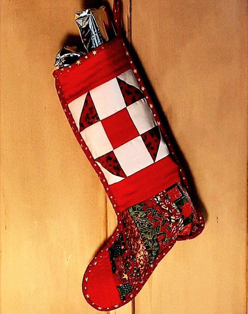 'Jolly Holly' stocking by Amanda Jane Textiles, in use