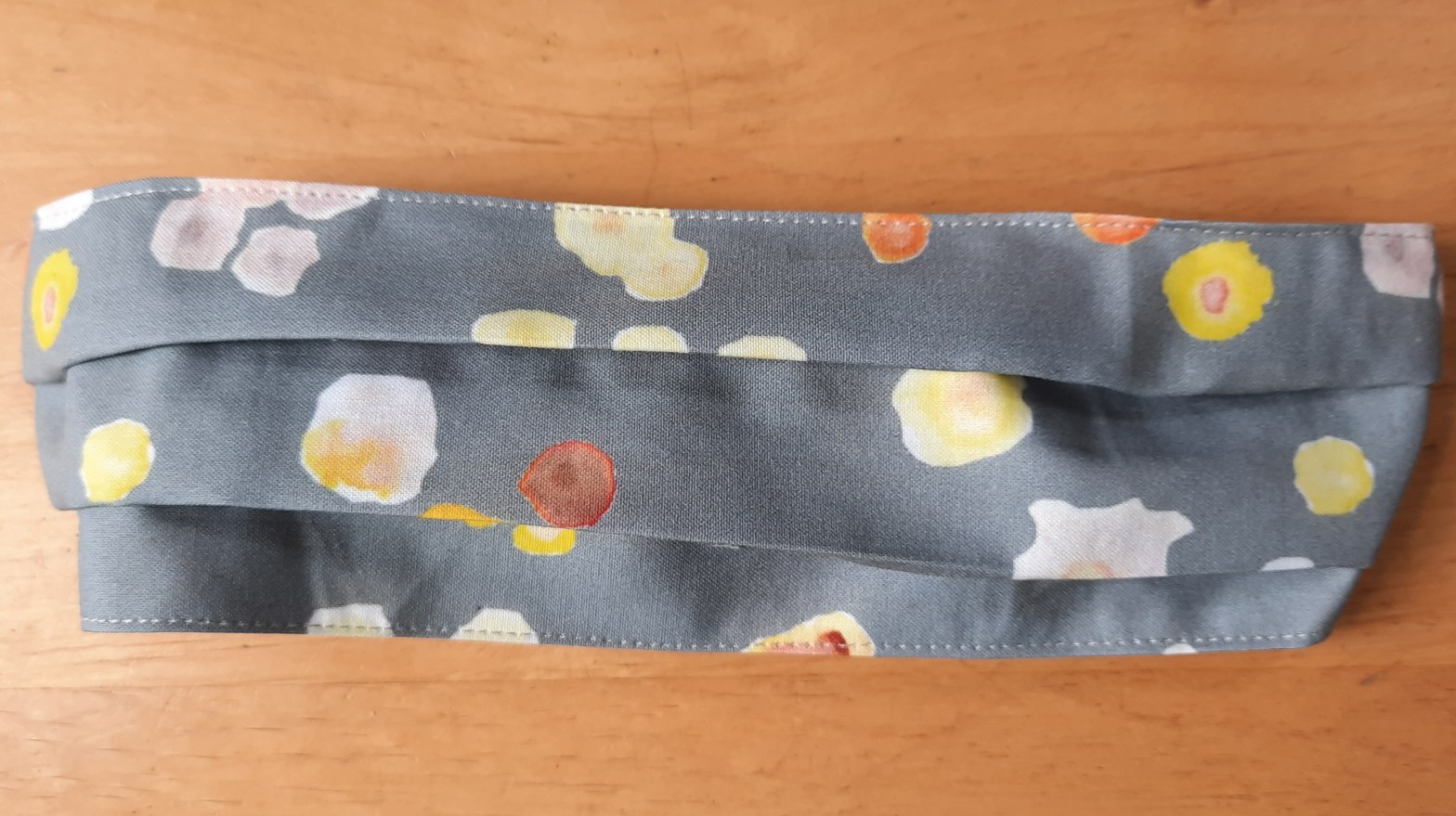 Handmade pleated fabric mask