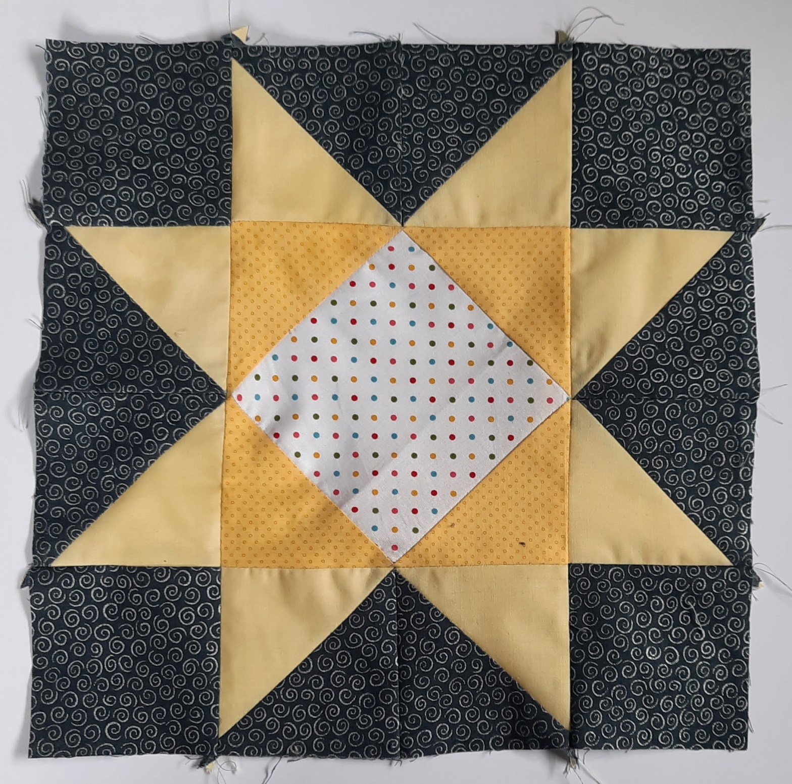 'Watch the Stars' mystery quilt - June block, step 7