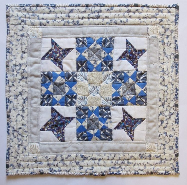'On the Beach' miniature quilt by Amanda Jane Ogden